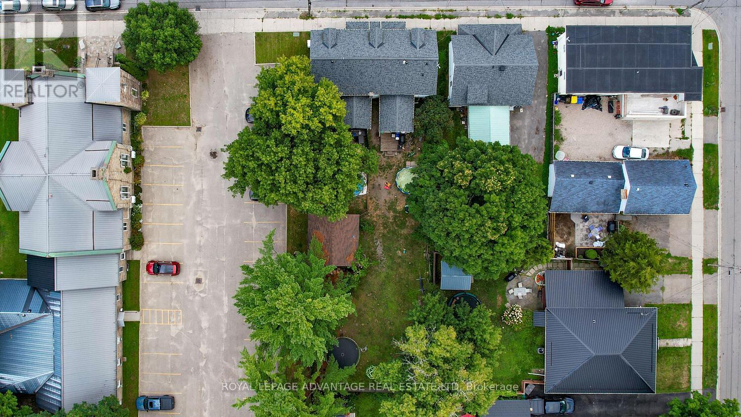 












150-152 GORE STREET E

,
Perth,




Ontario
K7H1J7

