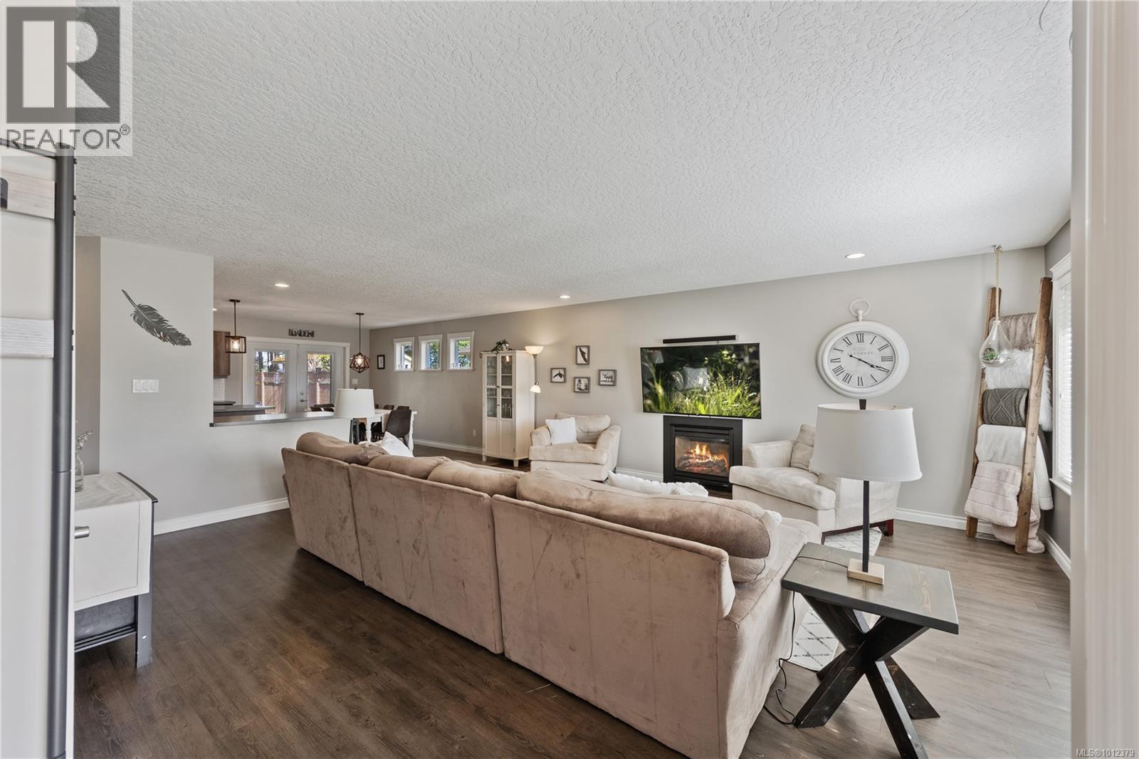 












2806 Piercy Ave

,
Courtenay,




British Columbia
V9N7E3

