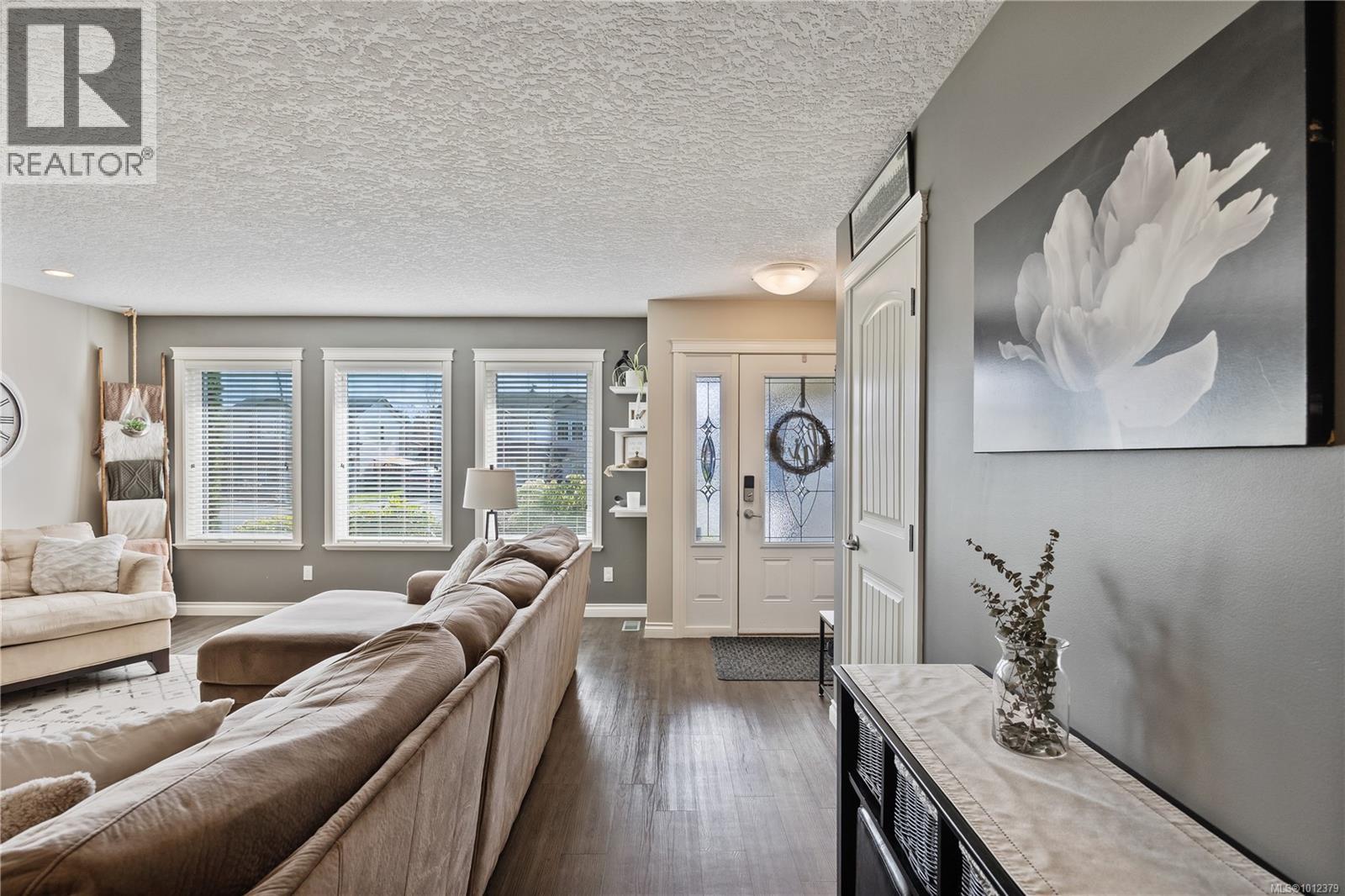 












2806 Piercy Ave

,
Courtenay,




British Columbia
V9N7E3

