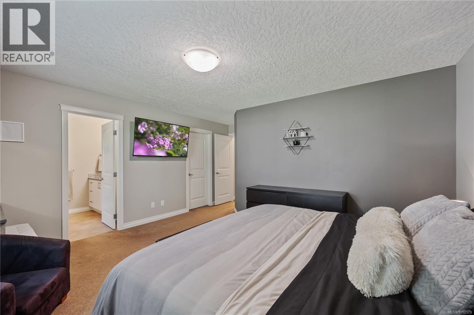 












2806 Piercy Ave

,
Courtenay,




British Columbia
V9N7E3

