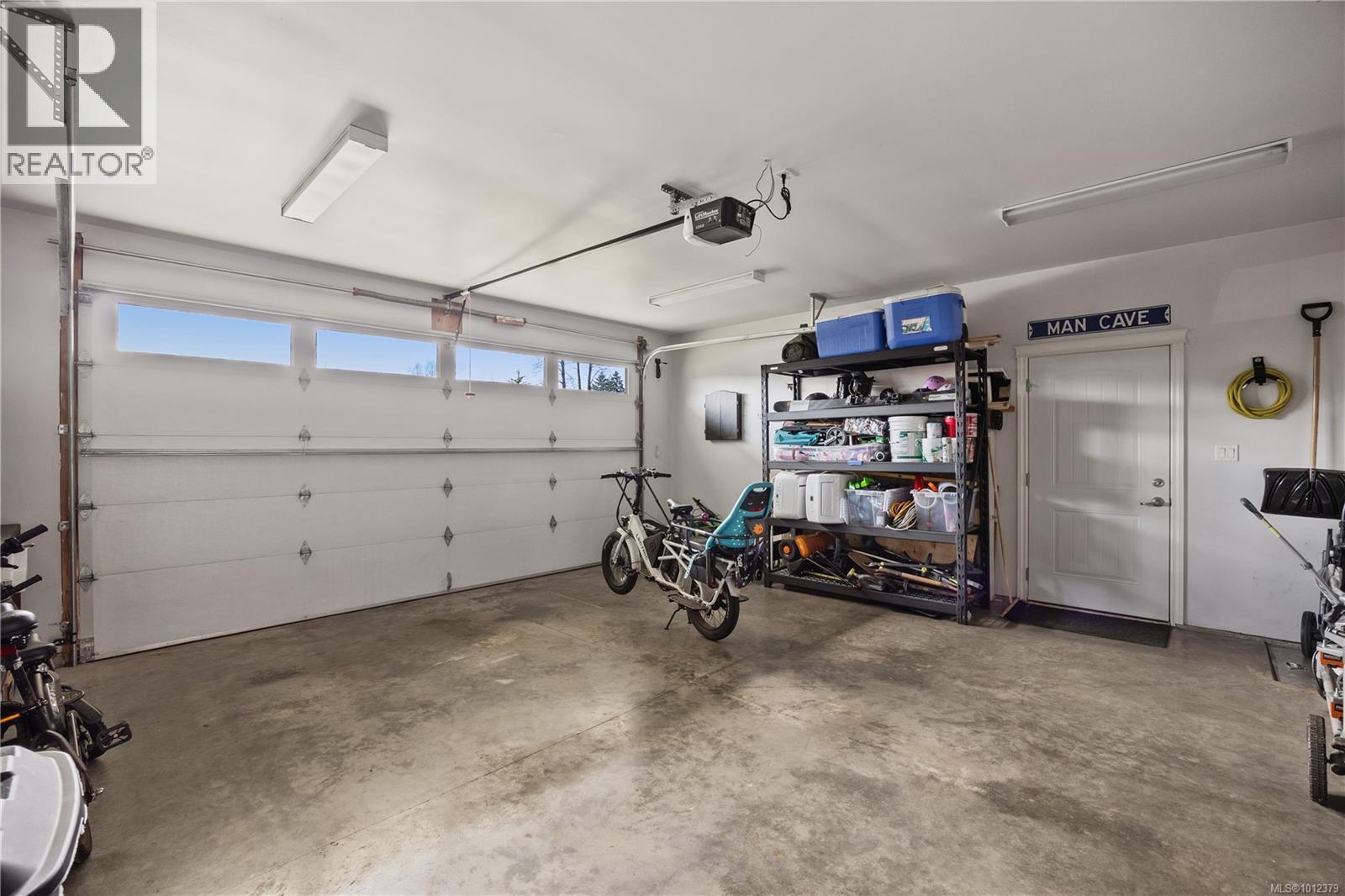 












2806 Piercy Ave

,
Courtenay,




British Columbia
V9N7E3

