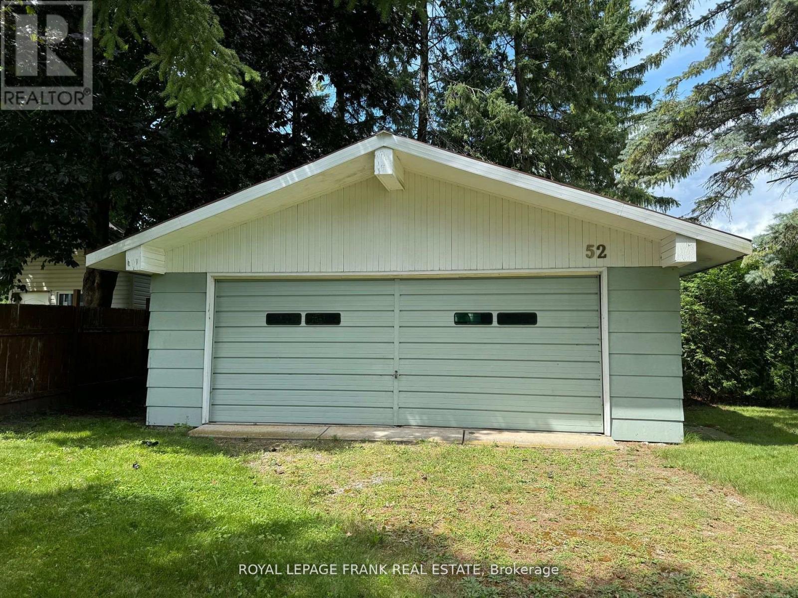 












52 COBBLEDICK STREET

,
Clarington (Orono),







Ontario
L0B1M0

