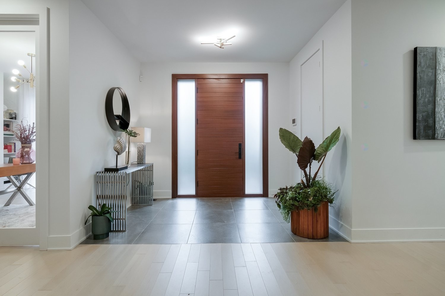 









880


Rue des Bernaches

,
Mont-Saint-Hilaire,




QC
J3H0C4

