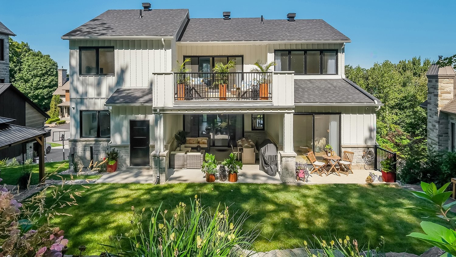 









880


Rue des Bernaches

,
Mont-Saint-Hilaire,




QC
J3H0C4

