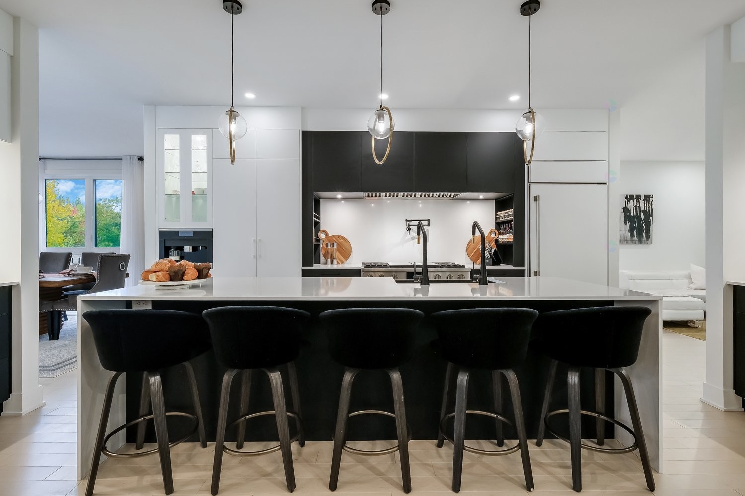 









880


Rue des Bernaches

,
Mont-Saint-Hilaire,




QC
J3H0C4

