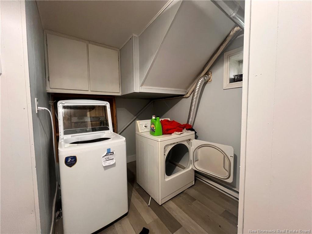 









543-545


St Anne

,
Bathurst,




NB
E2Z 2R2

