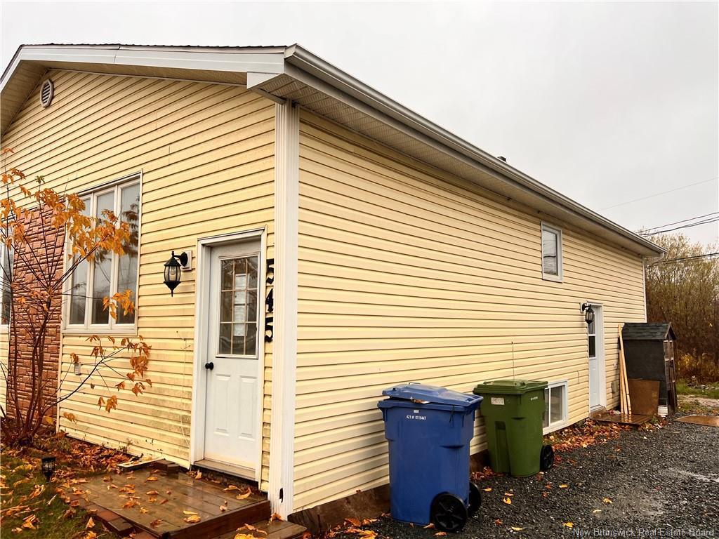 









543-545


St Anne

,
Bathurst,




NB
E2Z 2R2

