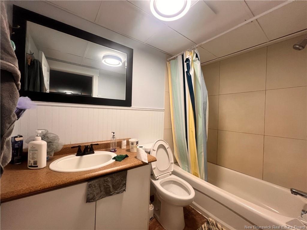 









543-545


St Anne

,
Bathurst,




NB
E2Z 2R2

