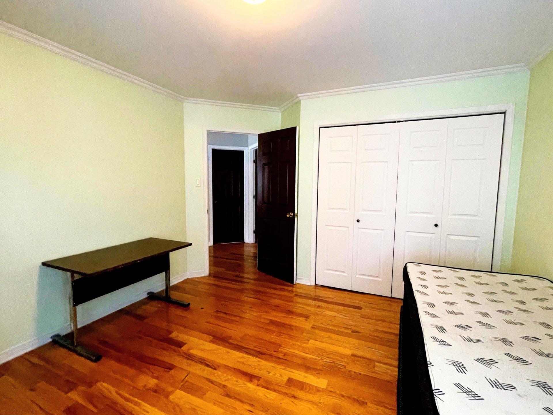 









52


Rue Ross

,
Saint-Jean-sur-Richelieu,




QC
J2W2B5

