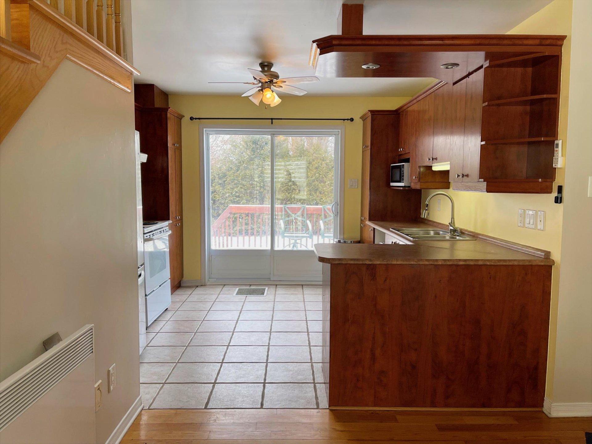 









52


Rue Ross

,
Saint-Jean-sur-Richelieu,




QC
J2W2B5

