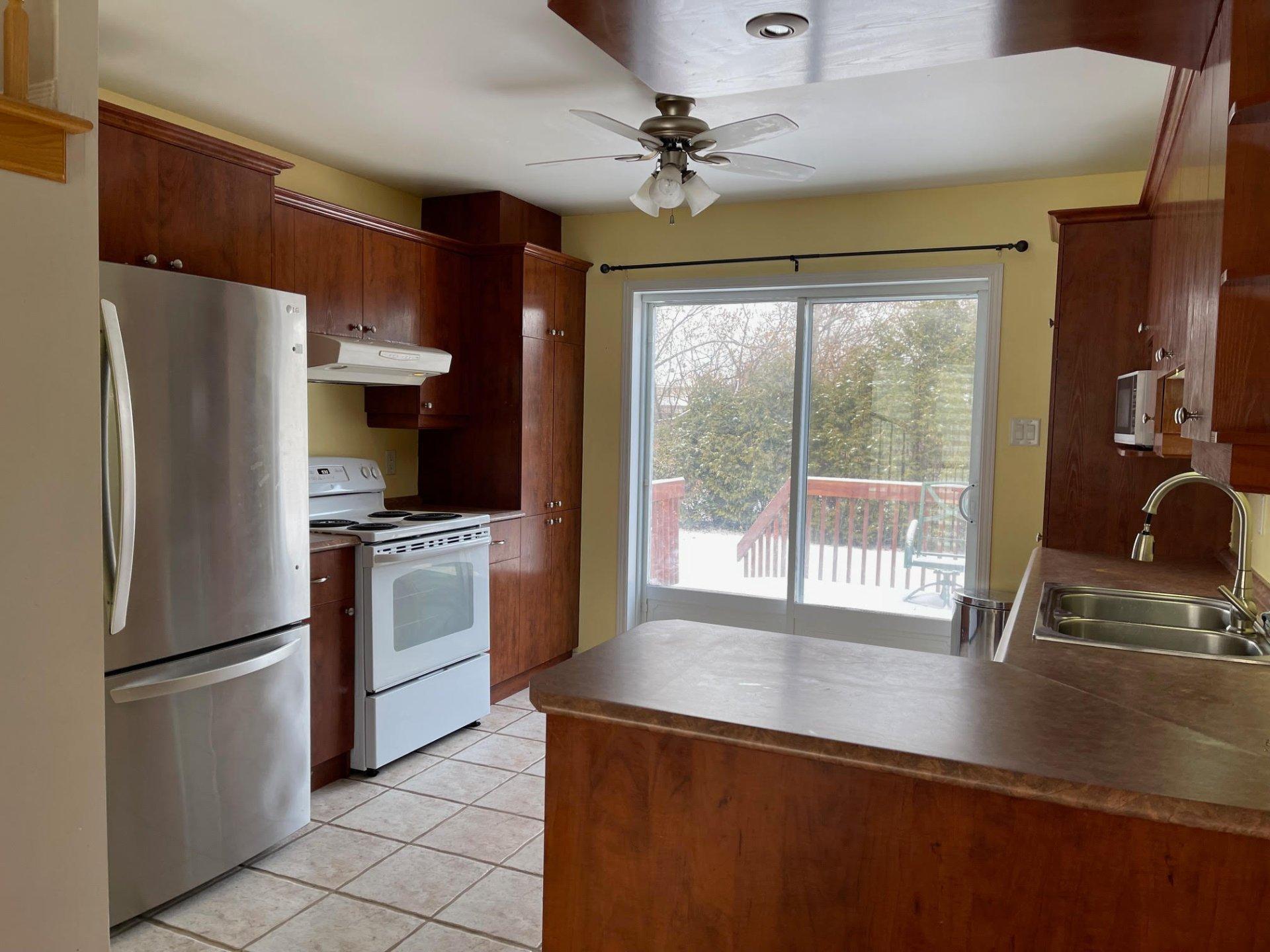 









52


Rue Ross

,
Saint-Jean-sur-Richelieu,




QC
J2W2B5

