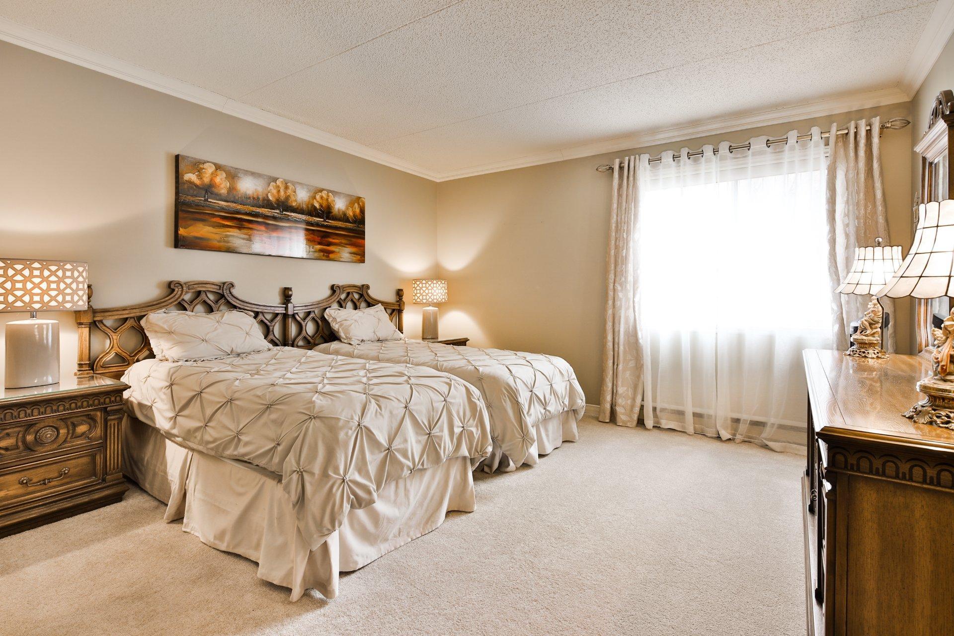 









7060


Av. Giraud

, 106,
Montréal (Anjou),




QC
H1J2J7

