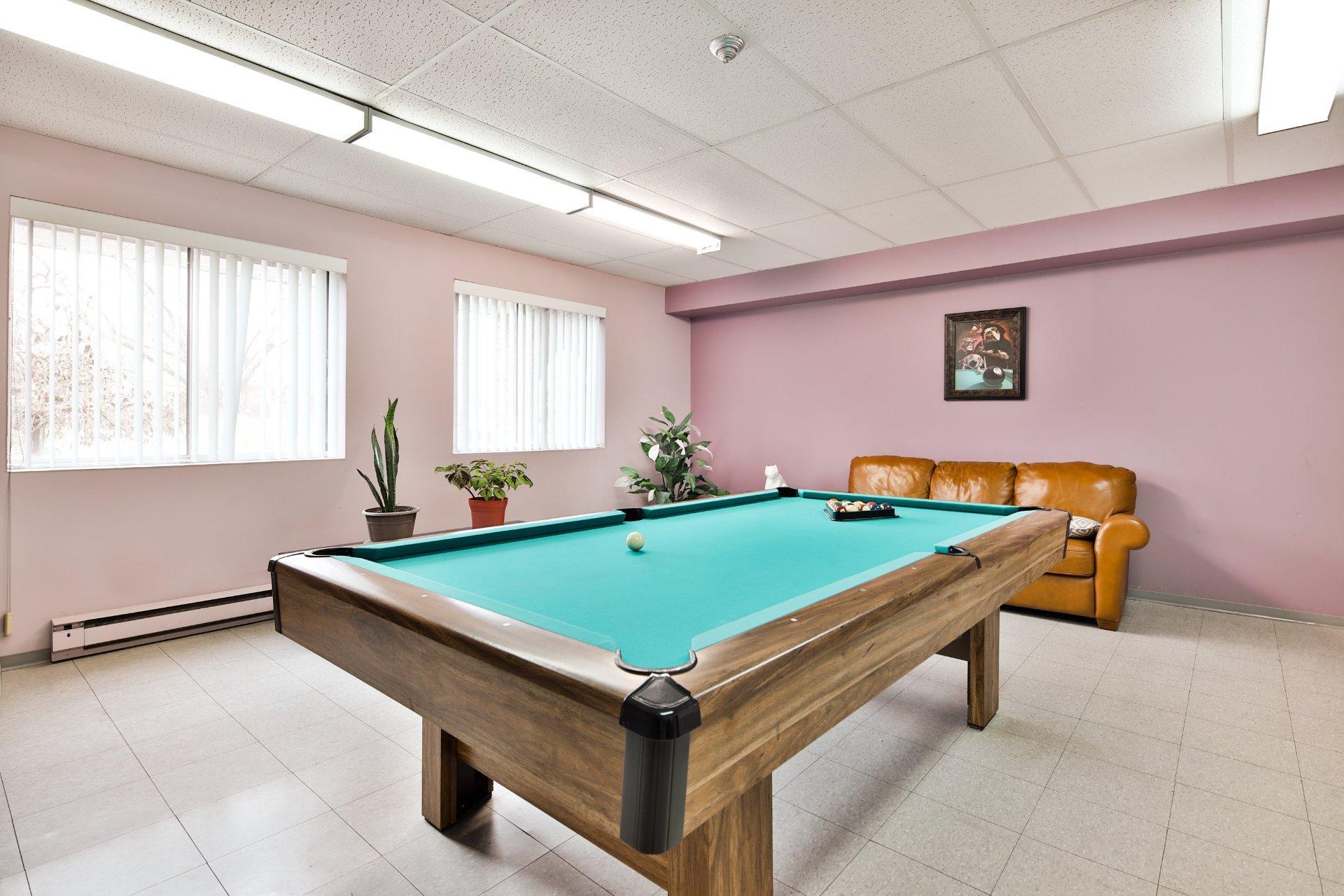 









7060


Av. Giraud

, 106,
Montréal (Anjou),




QC
H1J2J7

