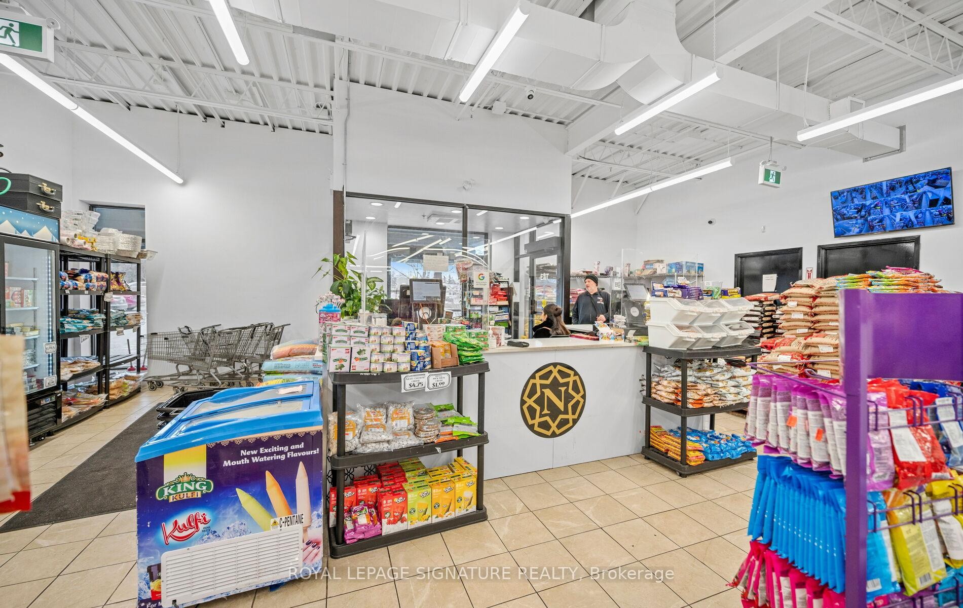 









3200


Erin Mills

Parkway, 1A,
Mississauga,




ON
L5L 1W8

