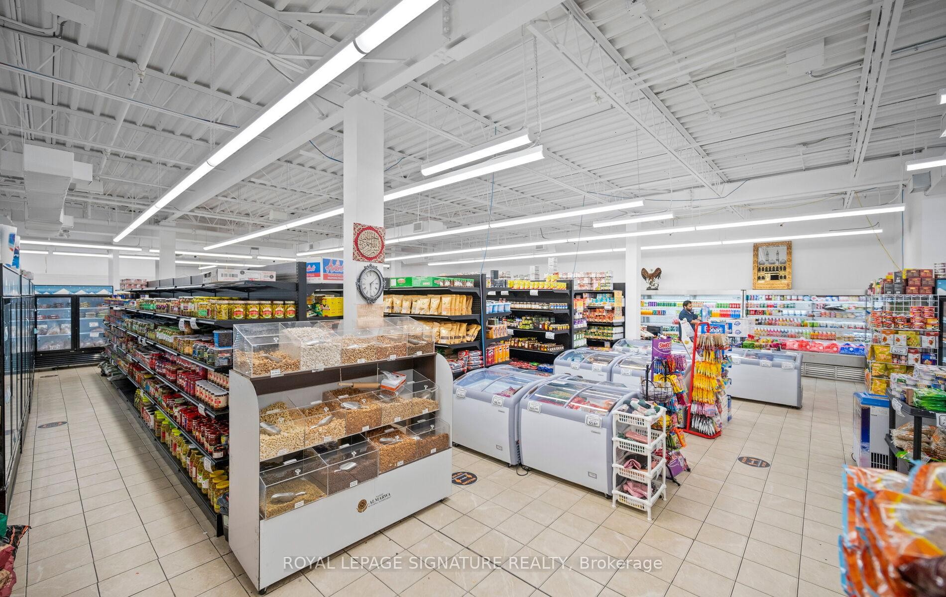 









3200


Erin Mills

Parkway, 1A,
Mississauga,




ON
L5L 1W8

