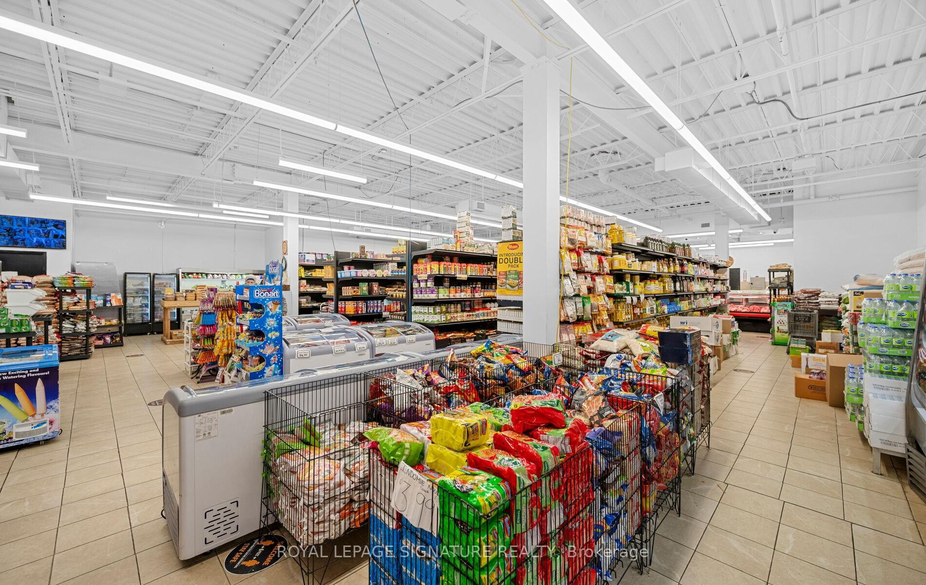 









3200


Erin Mills

Parkway, 1A,
Mississauga,




ON
L5L 1W8

