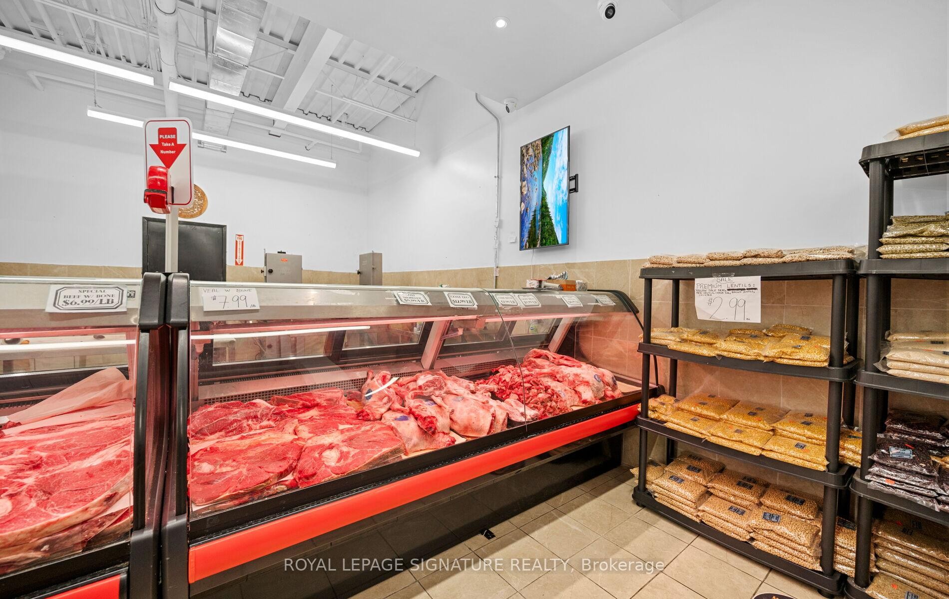 









3200


Erin Mills

Parkway, 1A,
Mississauga,




ON
L5L 1W8

