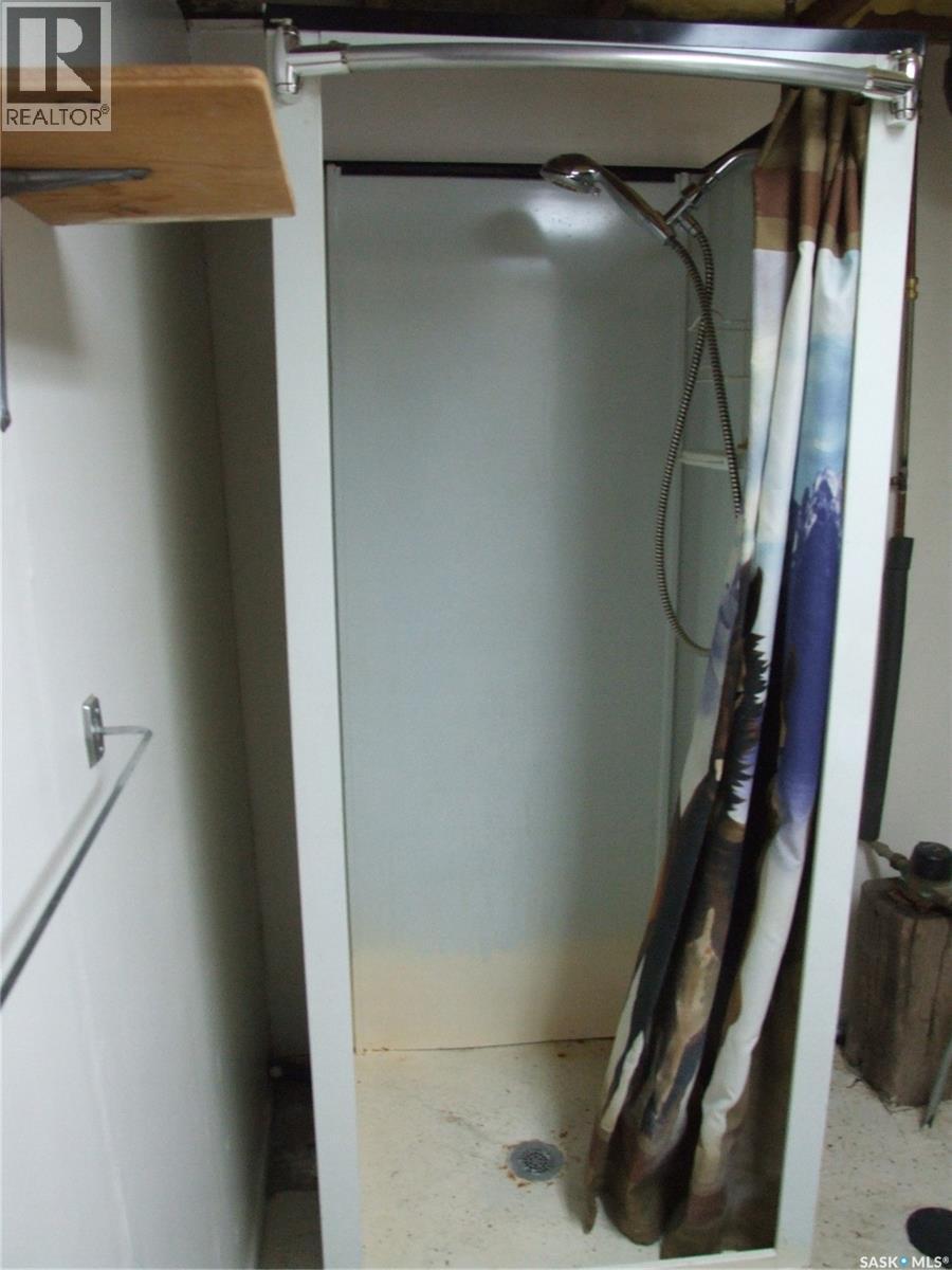 












311 3rd AVENUE E

,
Leader,




Saskatchewan
S0N1H0

