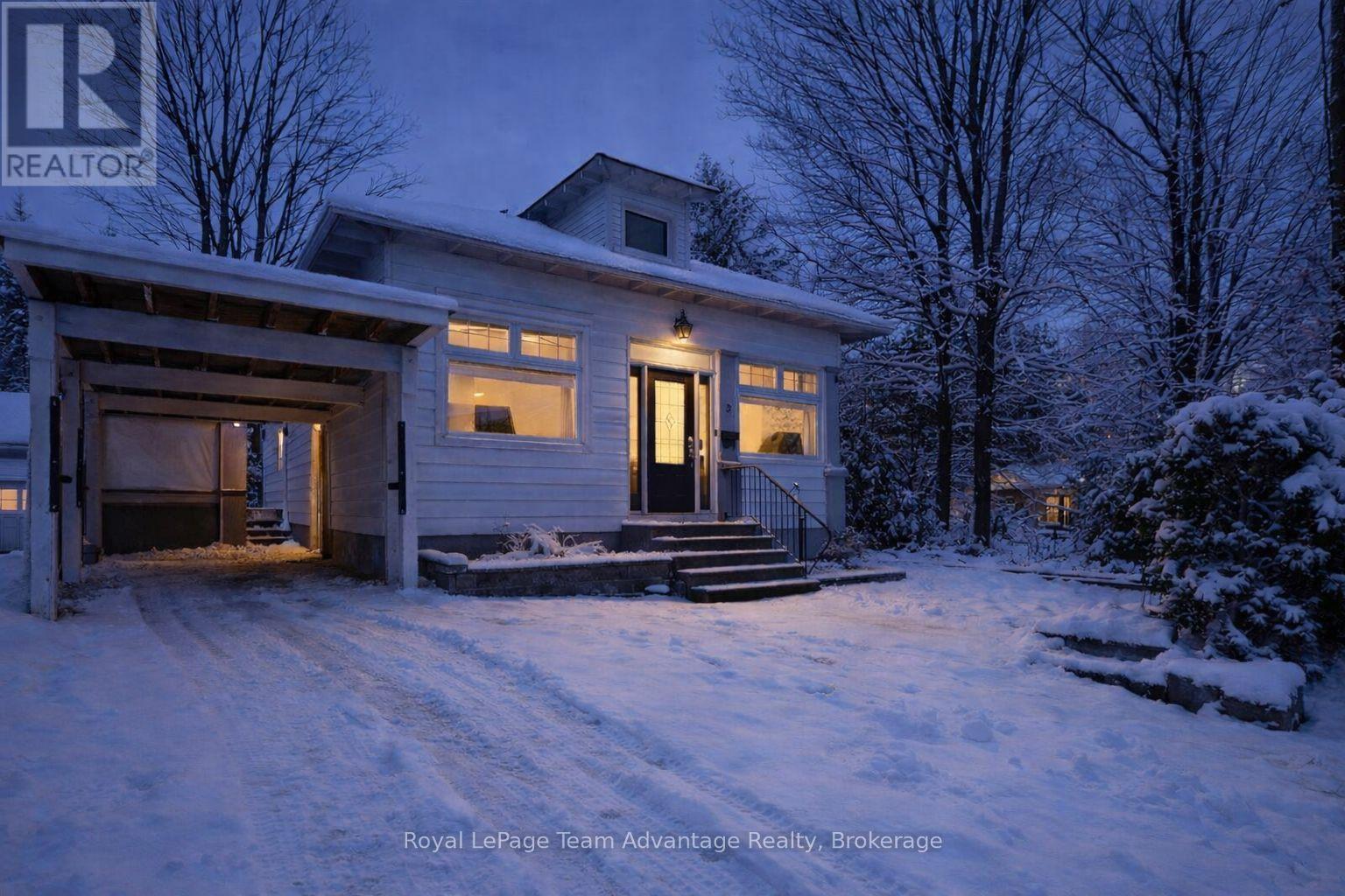 












3 BELVEDERE AVENUE

,
Parry Sound,




Ontario
P2A1Z8

