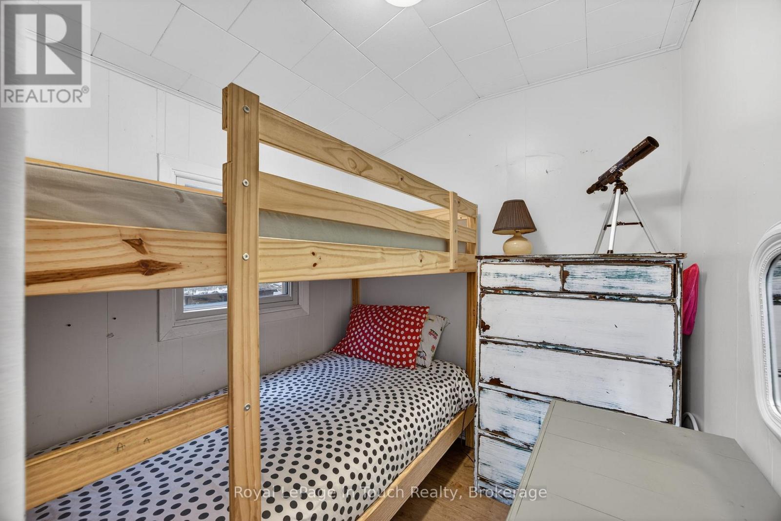 












85 TINY BEACHES ROAD S

,
Tiny,




Ontario
L0L2J0

