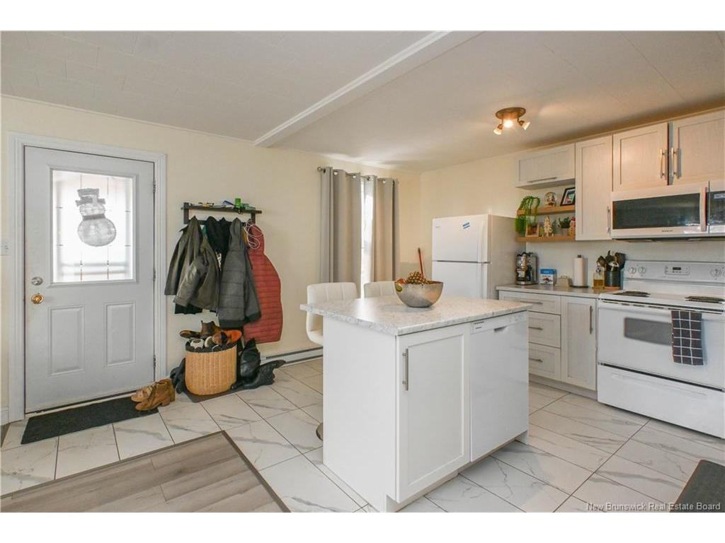 









223


Boul St-Pierre E.

BLVD,
Caraquet,




NB
E1W 1B1

