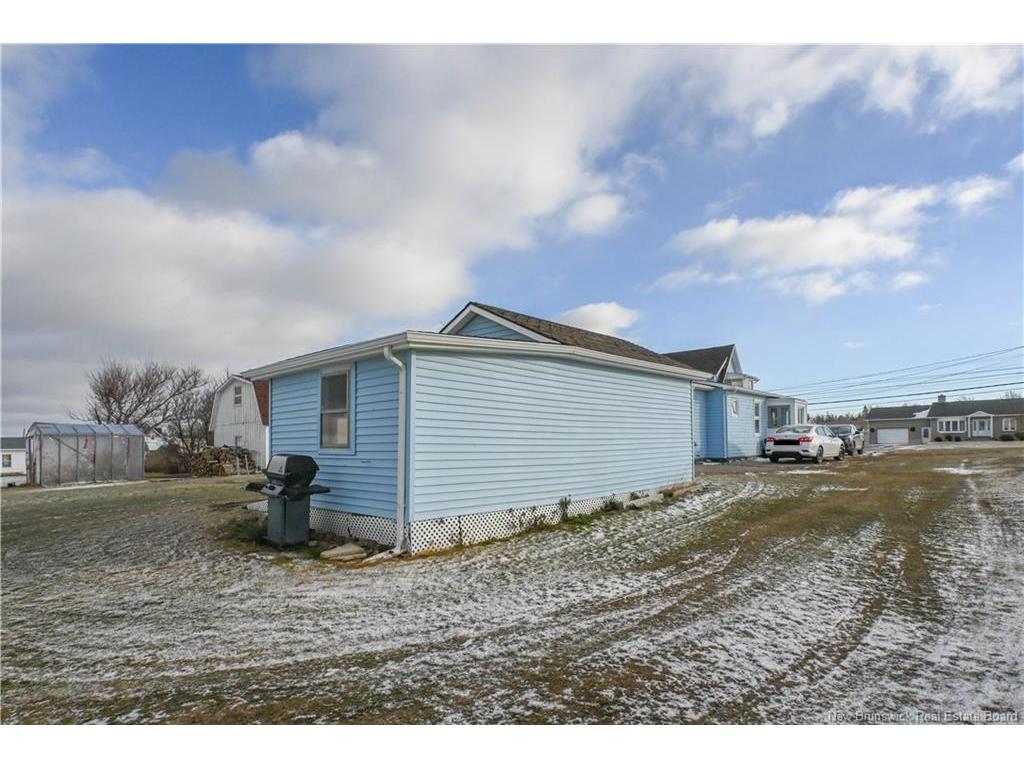 









223


Boul St-Pierre E.

BLVD,
Caraquet,




NB
E1W 1B1

