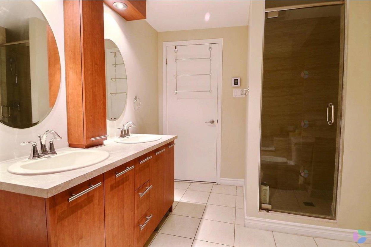 









1925


Rue Émile-Martineau

, 611,
Laval (Laval-des-Rapides),




QC
H7N0B2

