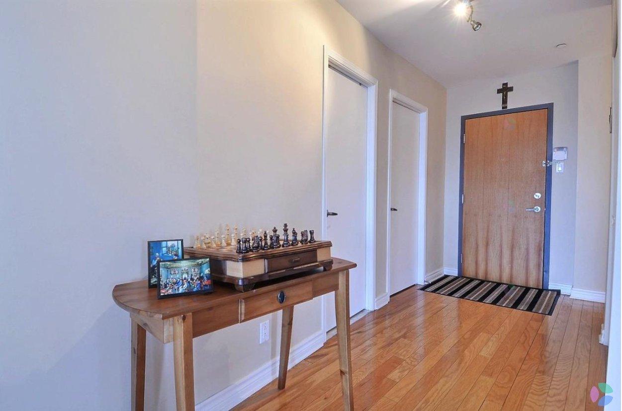 









1925


Rue Émile-Martineau

, 611,
Laval (Laval-des-Rapides),




QC
H7N0B2

