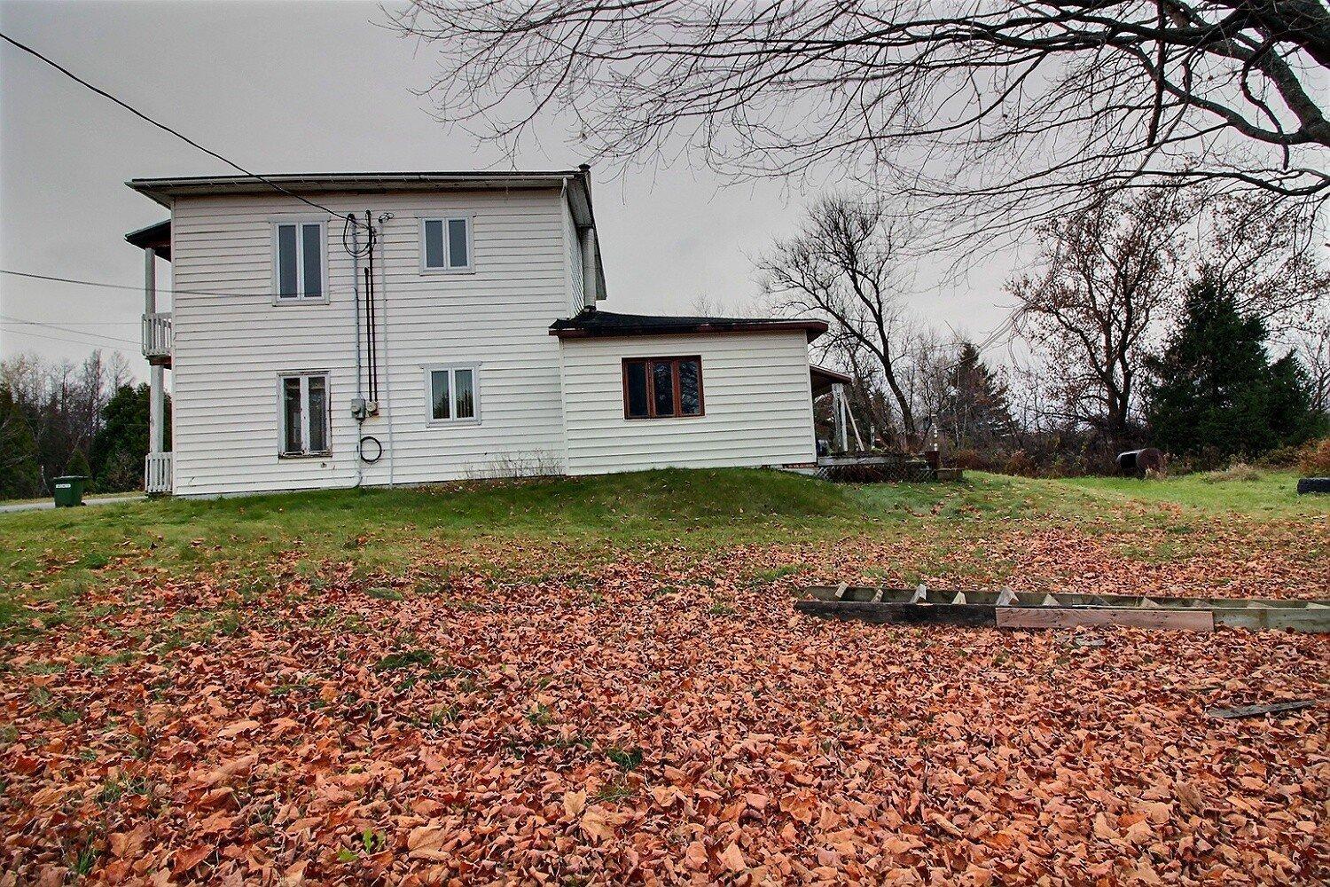 









150

 - 152


Ch. Ste-Anne

,
Saint-Alban,




QC
G0A3B0

