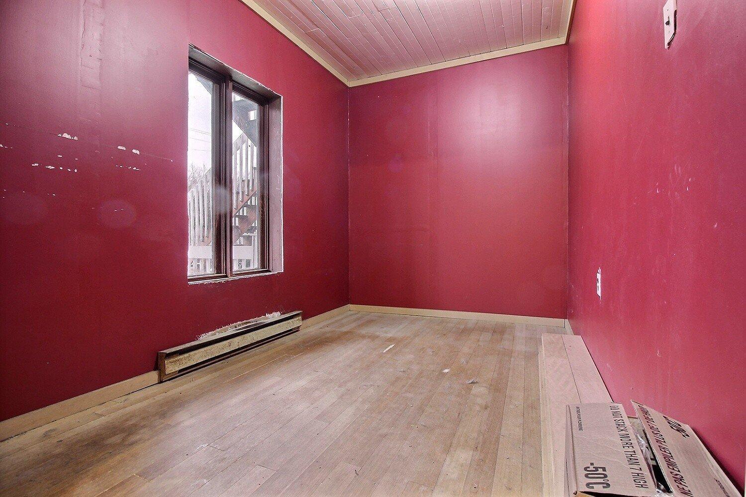 









150

 - 152


Ch. Ste-Anne

,
Saint-Alban,




QC
G0A3B0

