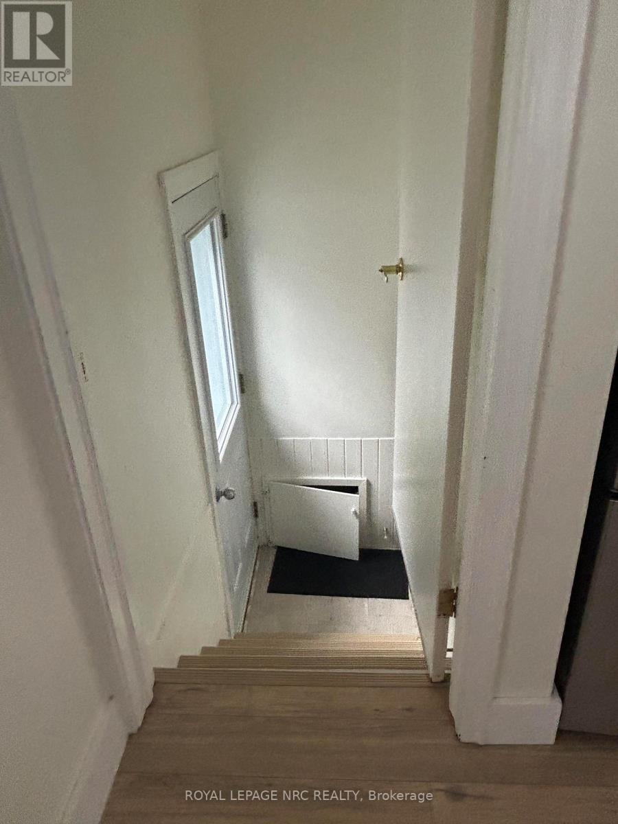 












2862 DORCHESTER ROAD

,
Niagara Falls (Stamford),




Ontario
L2J2Z3

