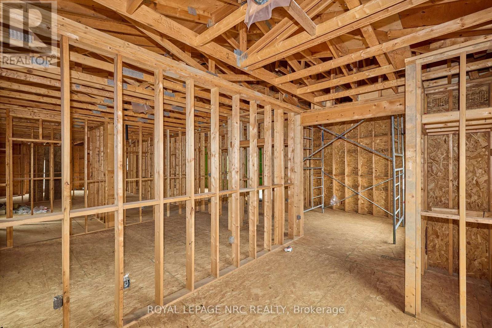 












5427 RIVER ROAD

,
Niagara Falls (Downtown),




Ontario
L2E3H1

