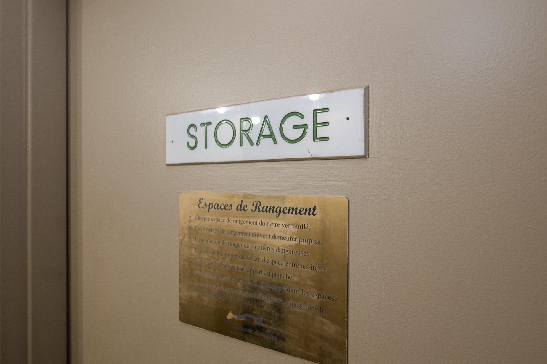 









2555


Av. du Havre-des-Îles

, 216,
Laval (Chomedey),




QC
H7W4R4

