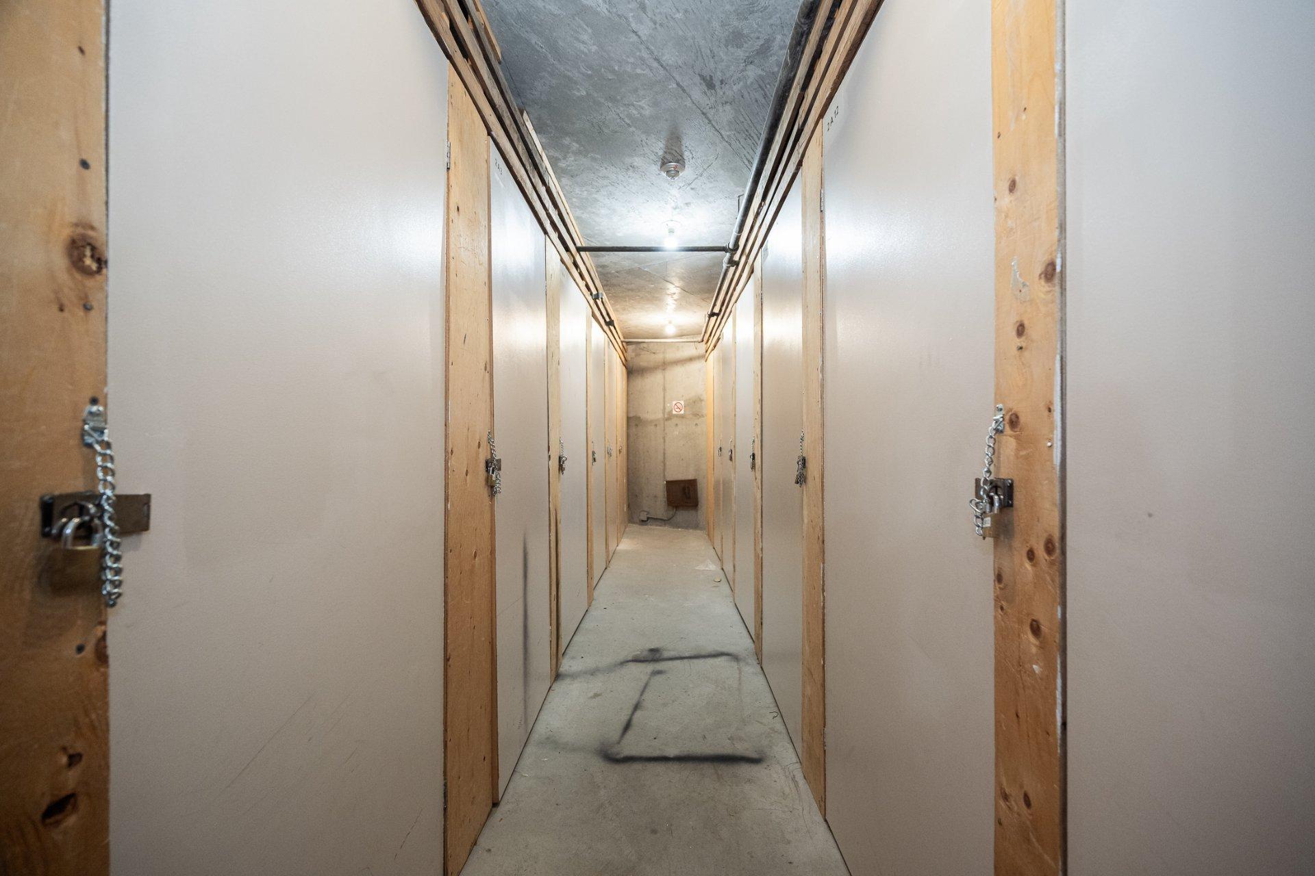 









2555


Av. du Havre-des-Îles

, 216,
Laval (Chomedey),




QC
H7W4R4

