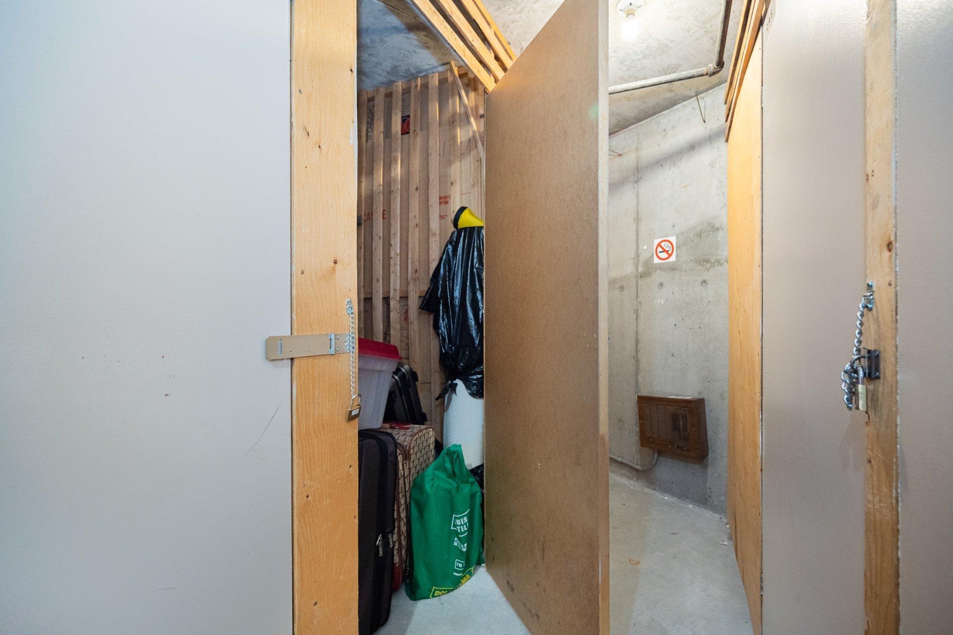 









2555


Av. du Havre-des-Îles

, 216,
Laval (Chomedey),




QC
H7W4R4

