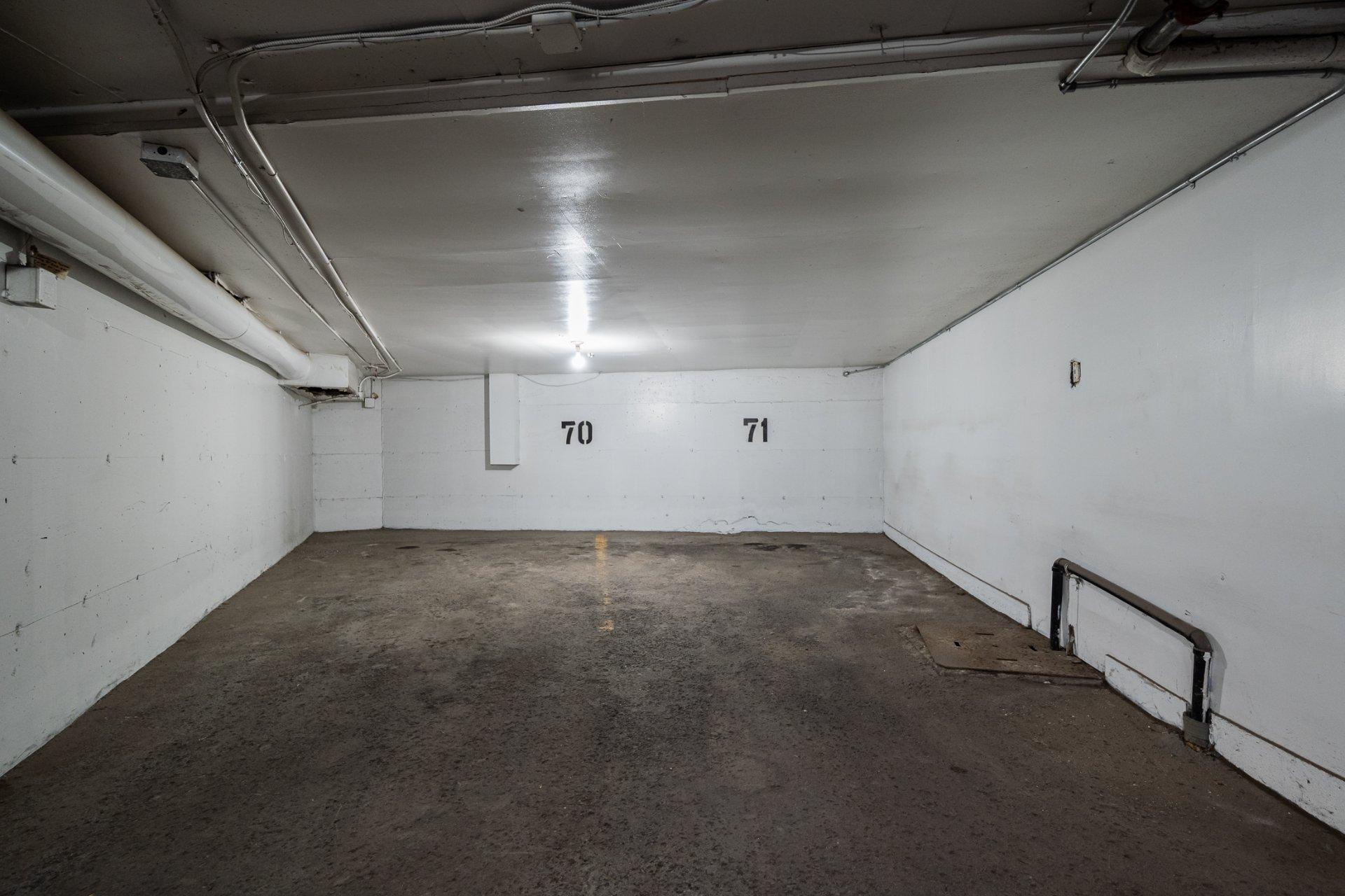 









2555


Av. du Havre-des-Îles

, 216,
Laval (Chomedey),




QC
H7W4R4

