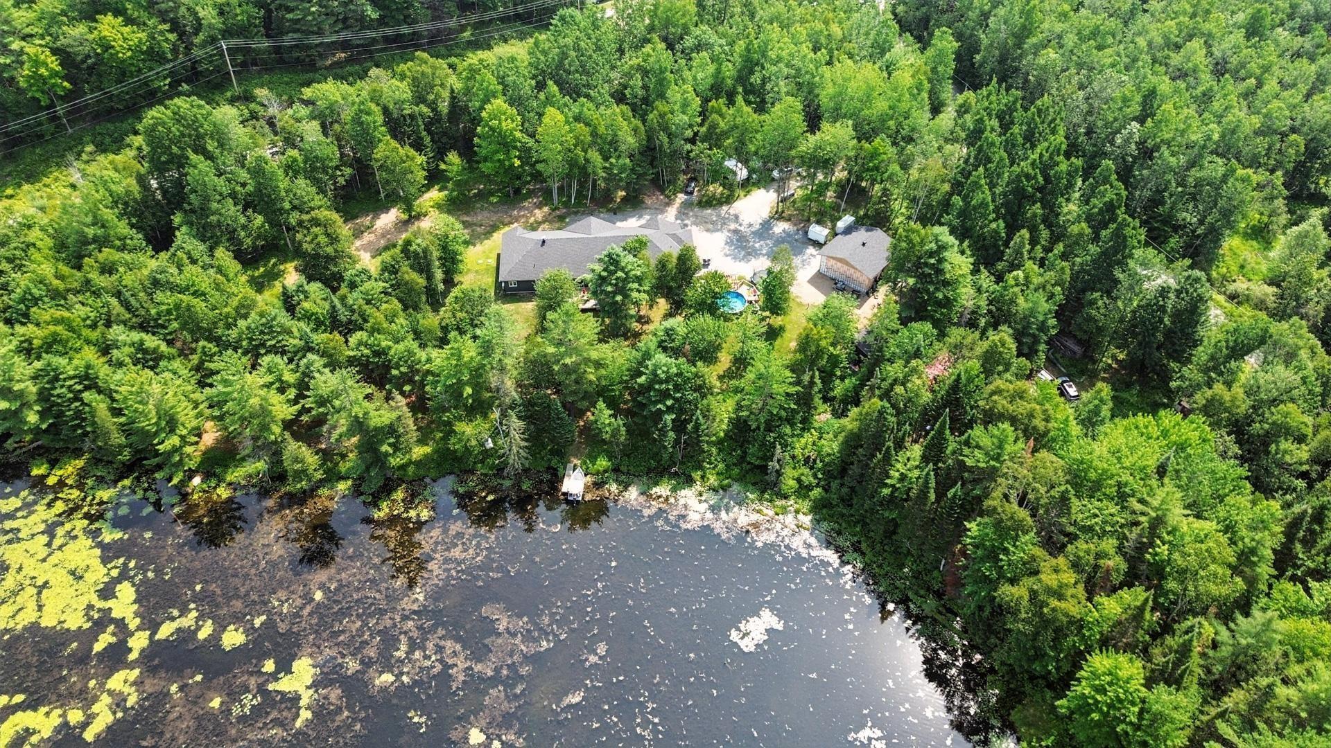 









90


Ch. du Huard

,
Val-des-Bois,




QC
J0X3C0

