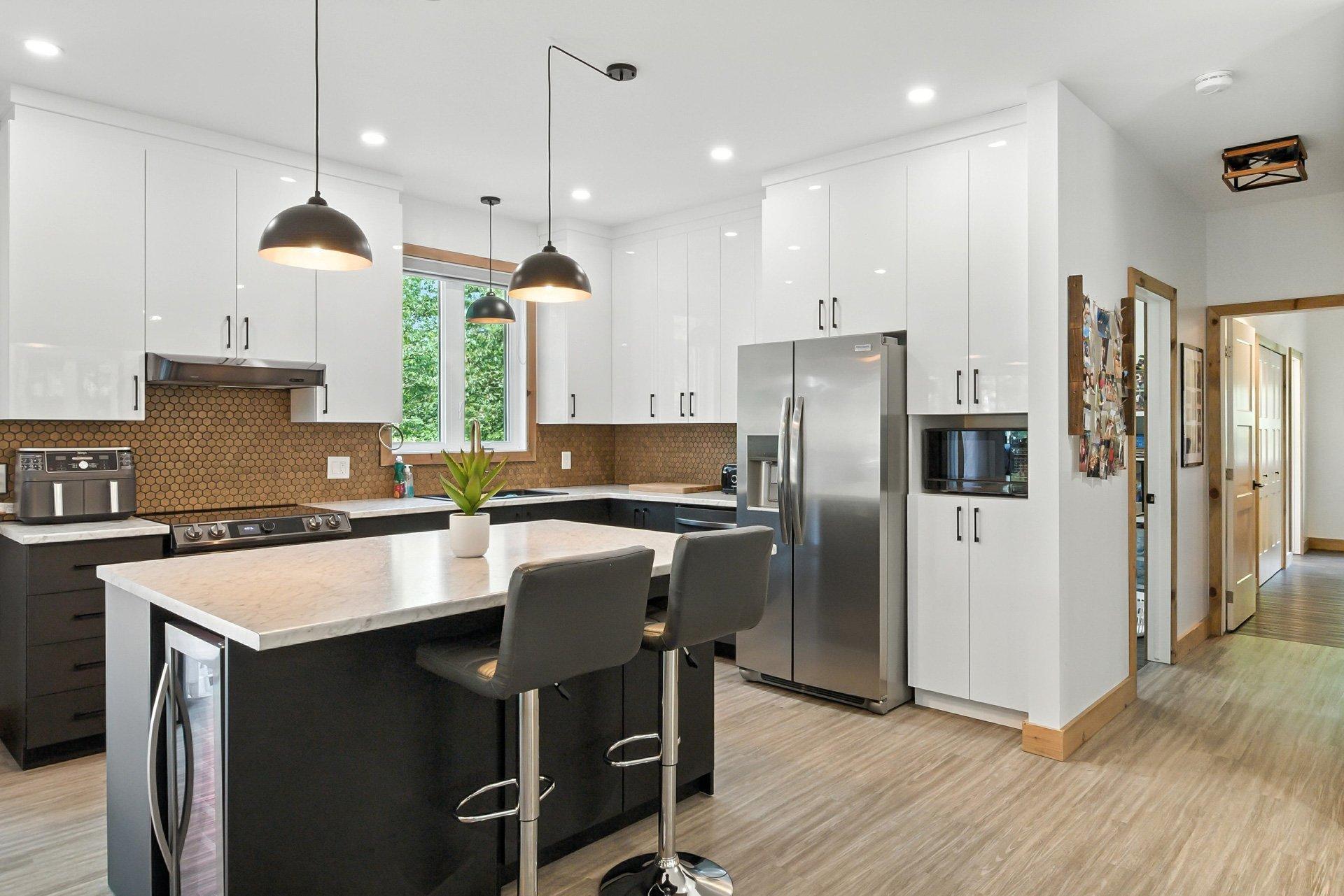 









90


Ch. du Huard

,
Val-des-Bois,




QC
J0X3C0

