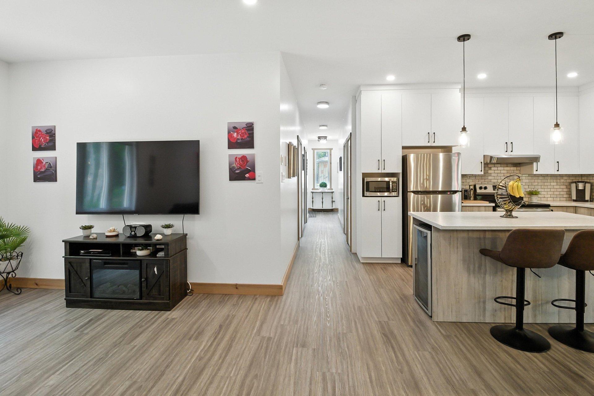 









90


Ch. du Huard

,
Val-des-Bois,




QC
J0X3C0

