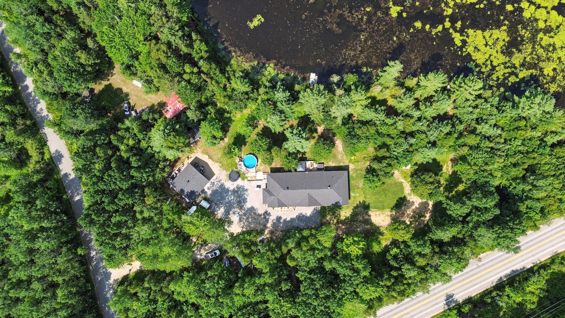 









90


Ch. du Huard

,
Val-des-Bois,




QC
J0X3C0

