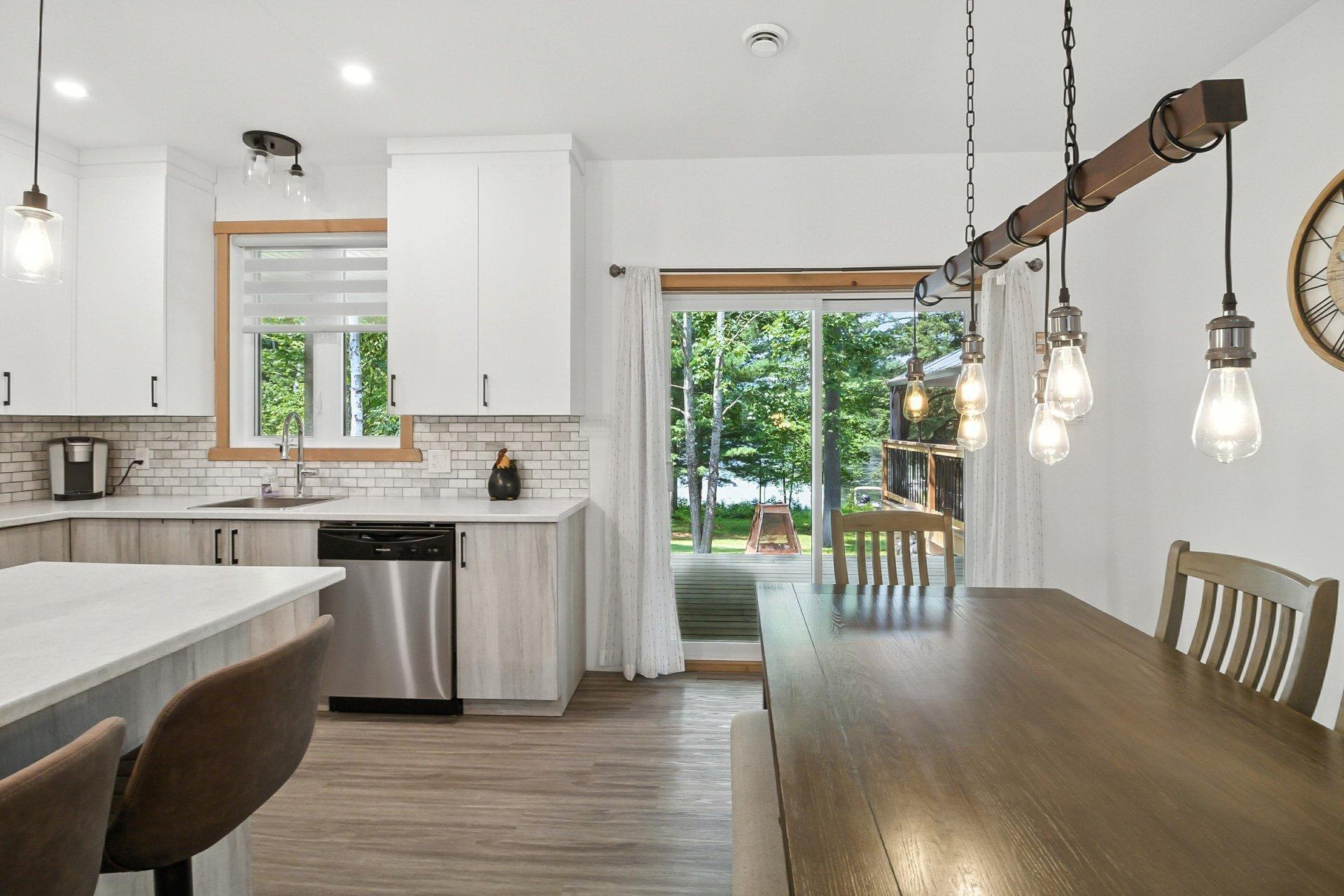 









90


Ch. du Huard

,
Val-des-Bois,




QC
J0X3C0

