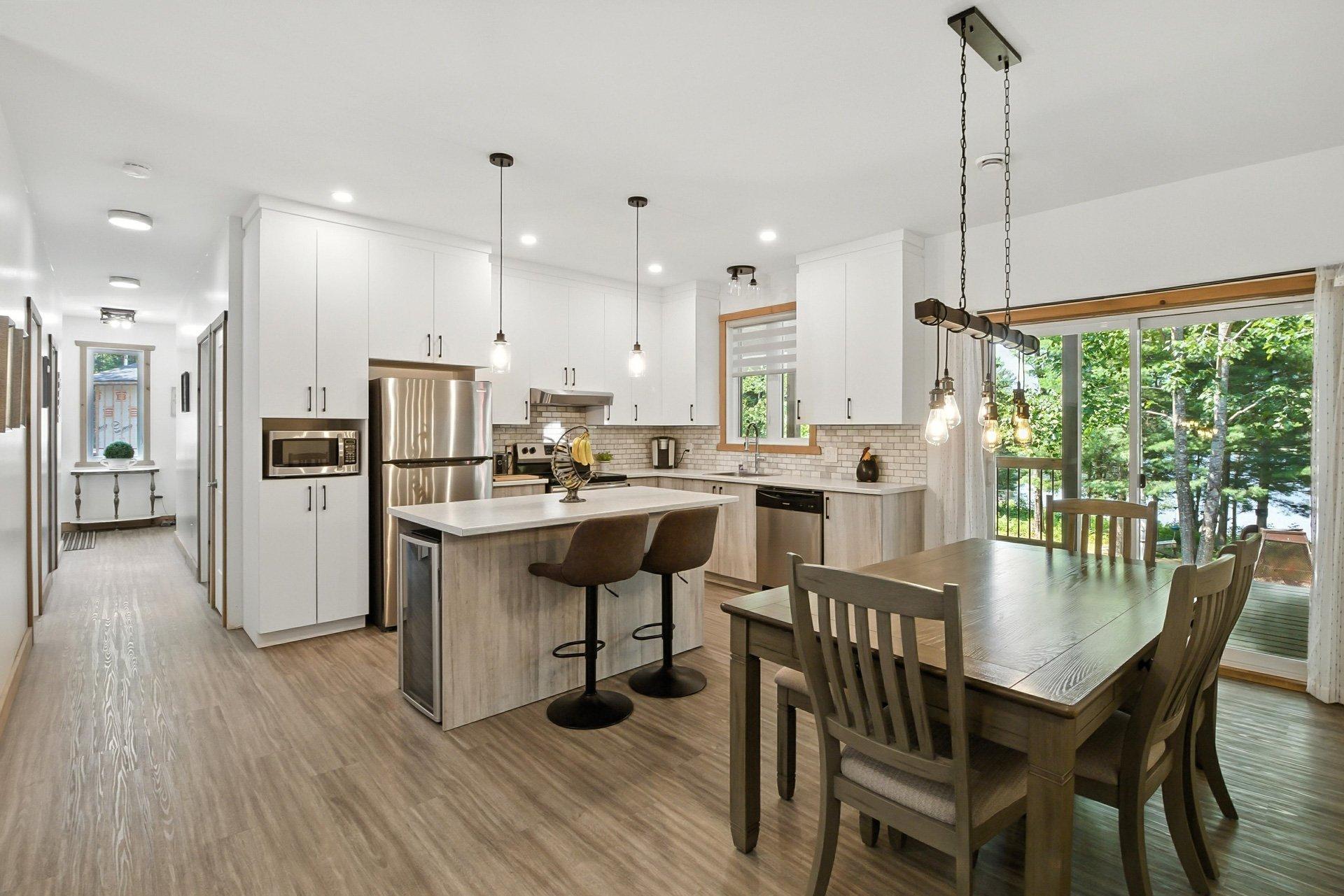 









90


Ch. du Huard

,
Val-des-Bois,




QC
J0X3C0

