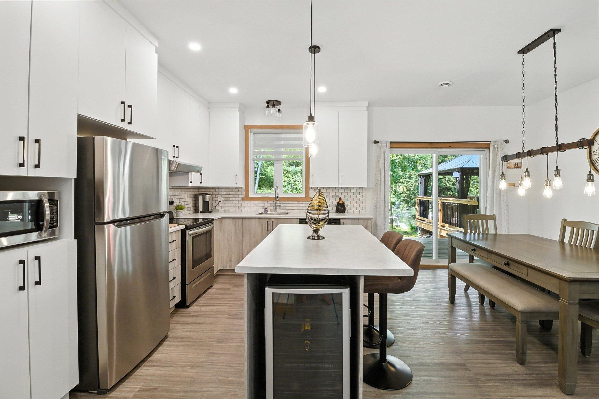 









90


Ch. du Huard

,
Val-des-Bois,




QC
J0X3C0

