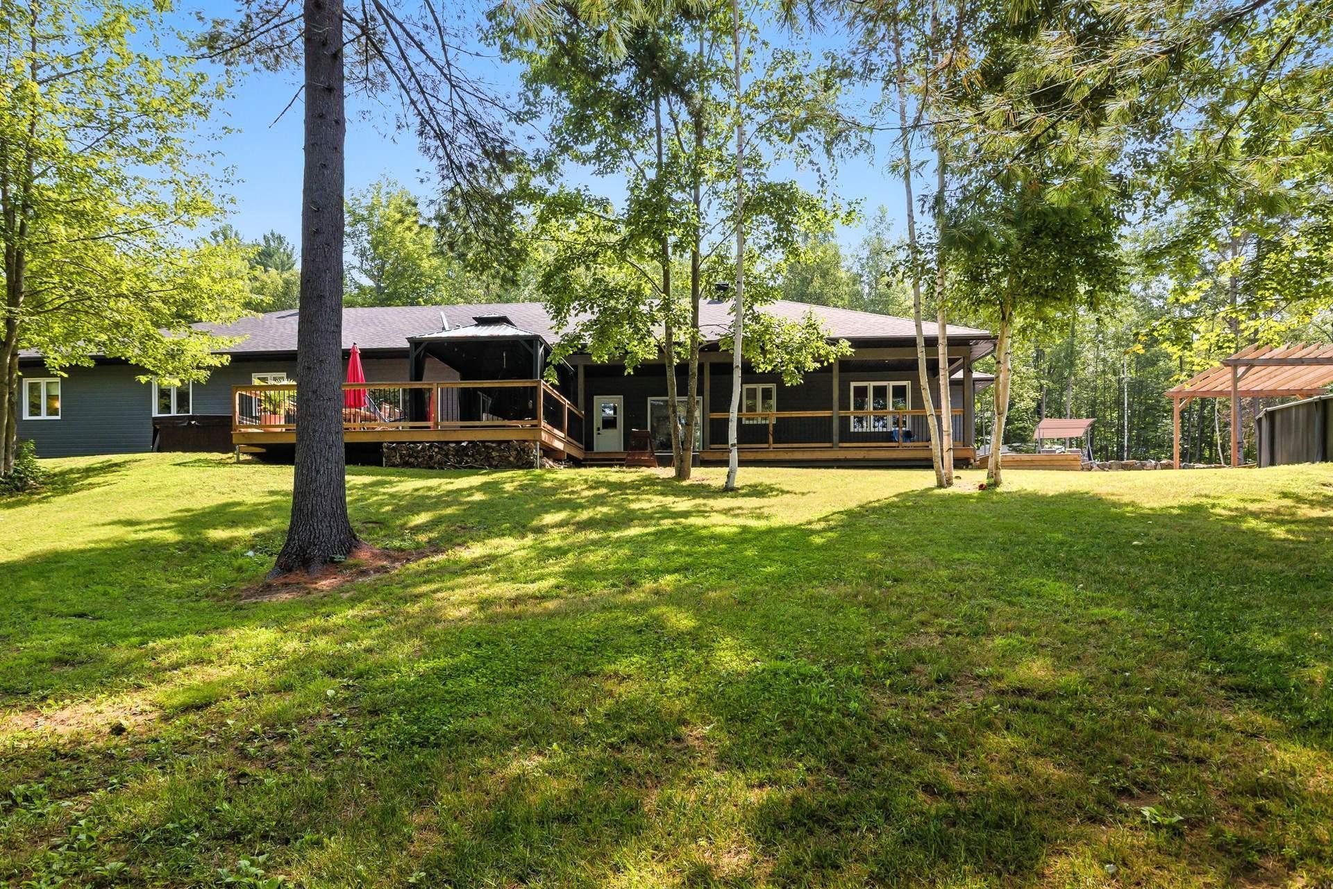 









90


Ch. du Huard

,
Val-des-Bois,




QC
J0X3C0

