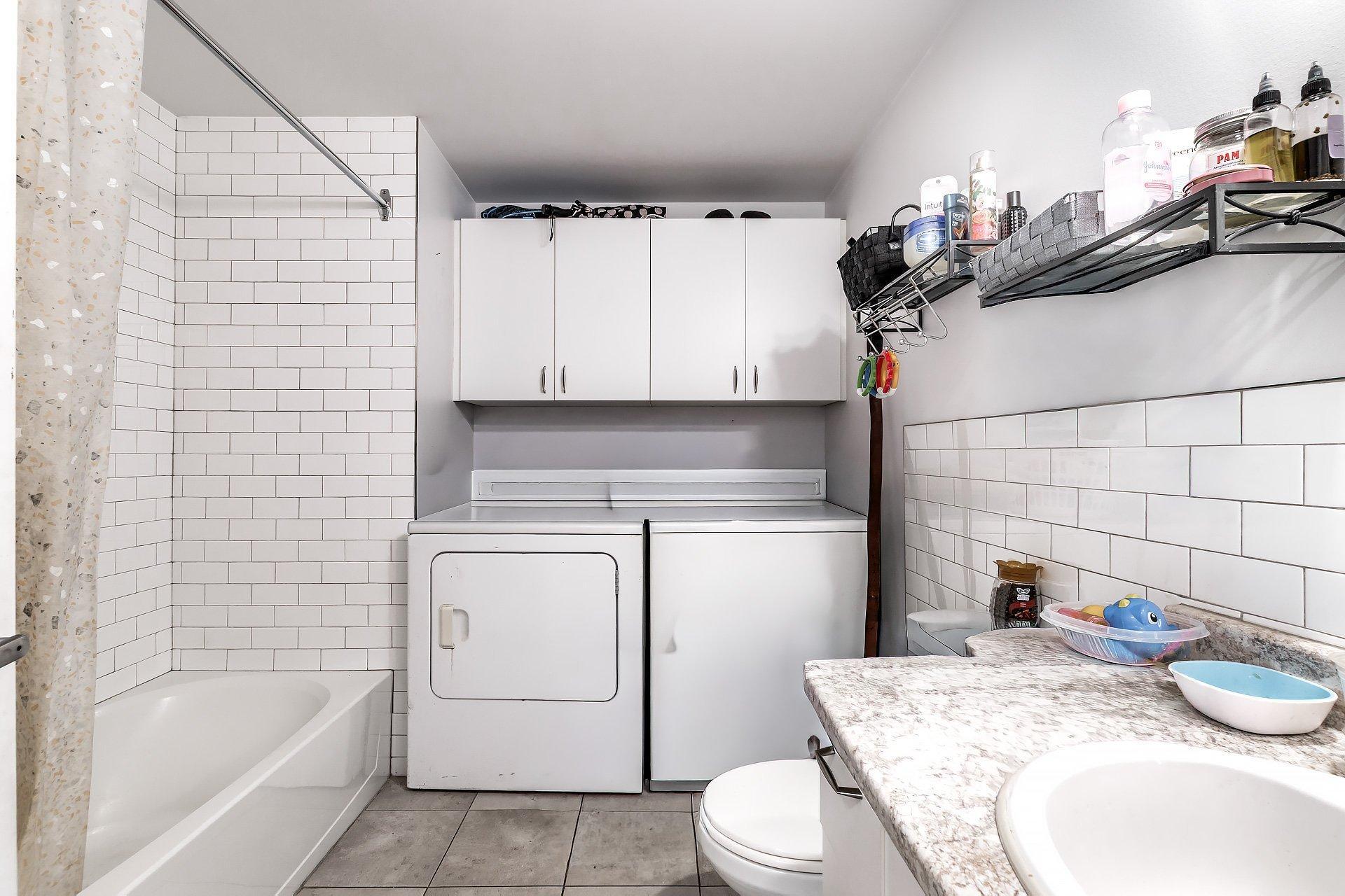 









6396


Rue Villeneuve

, 7,
Montréal (Montréal-Nord),




QC
H1G1M4

