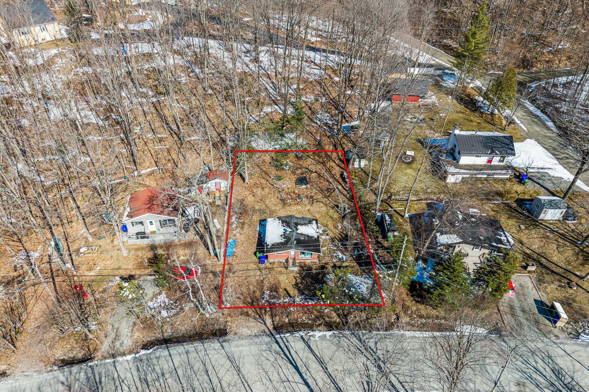 









82Z


Rue du Lac-des-Sittelles

,
Austin,







QC
J0B1B0

