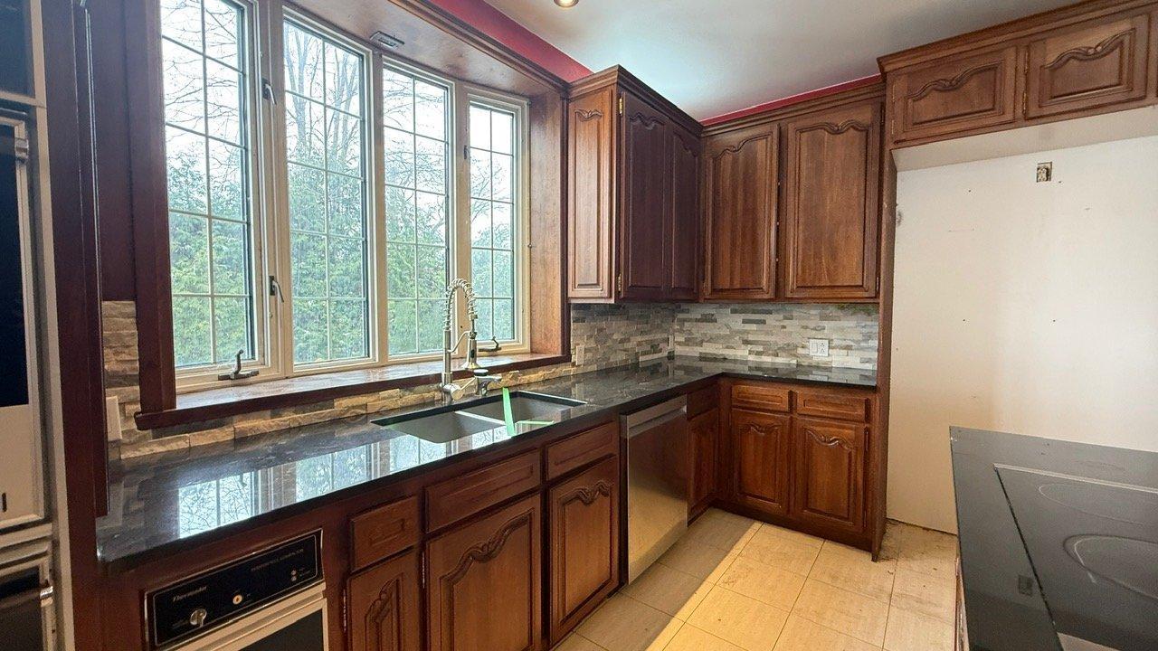 









8855


Boul. Gouin E.

,
Montréal (Rivière-des-Prairies/Pointe-aux-Trembles),




QC
H1E2P7

