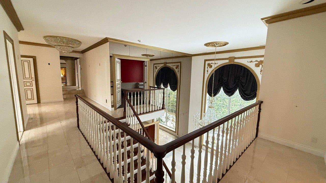 









8855


Boul. Gouin E.

,
Montréal (Rivière-des-Prairies/Pointe-aux-Trembles),




QC
H1E2P7

