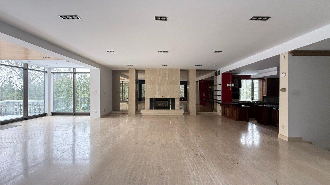 









8855


Boul. Gouin E.

,
Montréal (Rivière-des-Prairies/Pointe-aux-Trembles),




QC
H1E2P7

