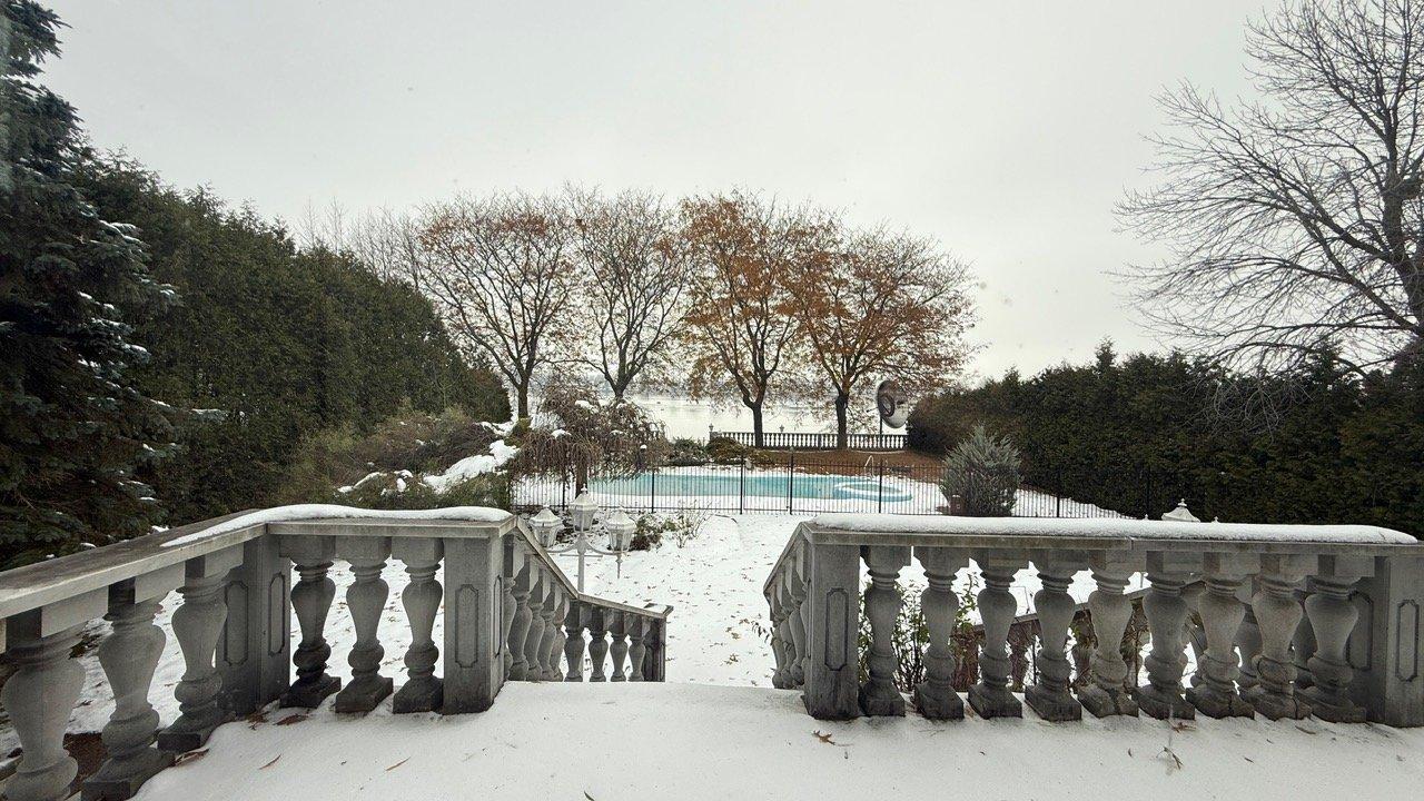 









8855


Boul. Gouin E.

,
Montréal (Rivière-des-Prairies/Pointe-aux-Trembles),




QC
H1E2P7

